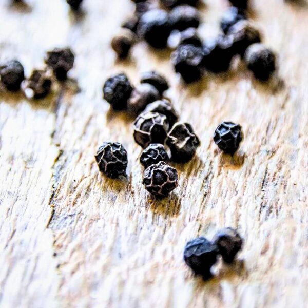 Premium Brazilian black pepper whole peppercorns for spice processing and food manufacturing