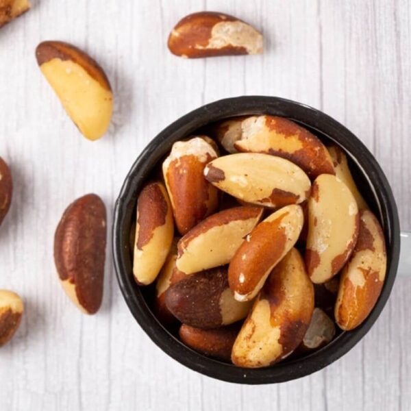 Brazilian almonds in a bowl for wholesale food manufacturing, snacks, bakery, and confectionery applications